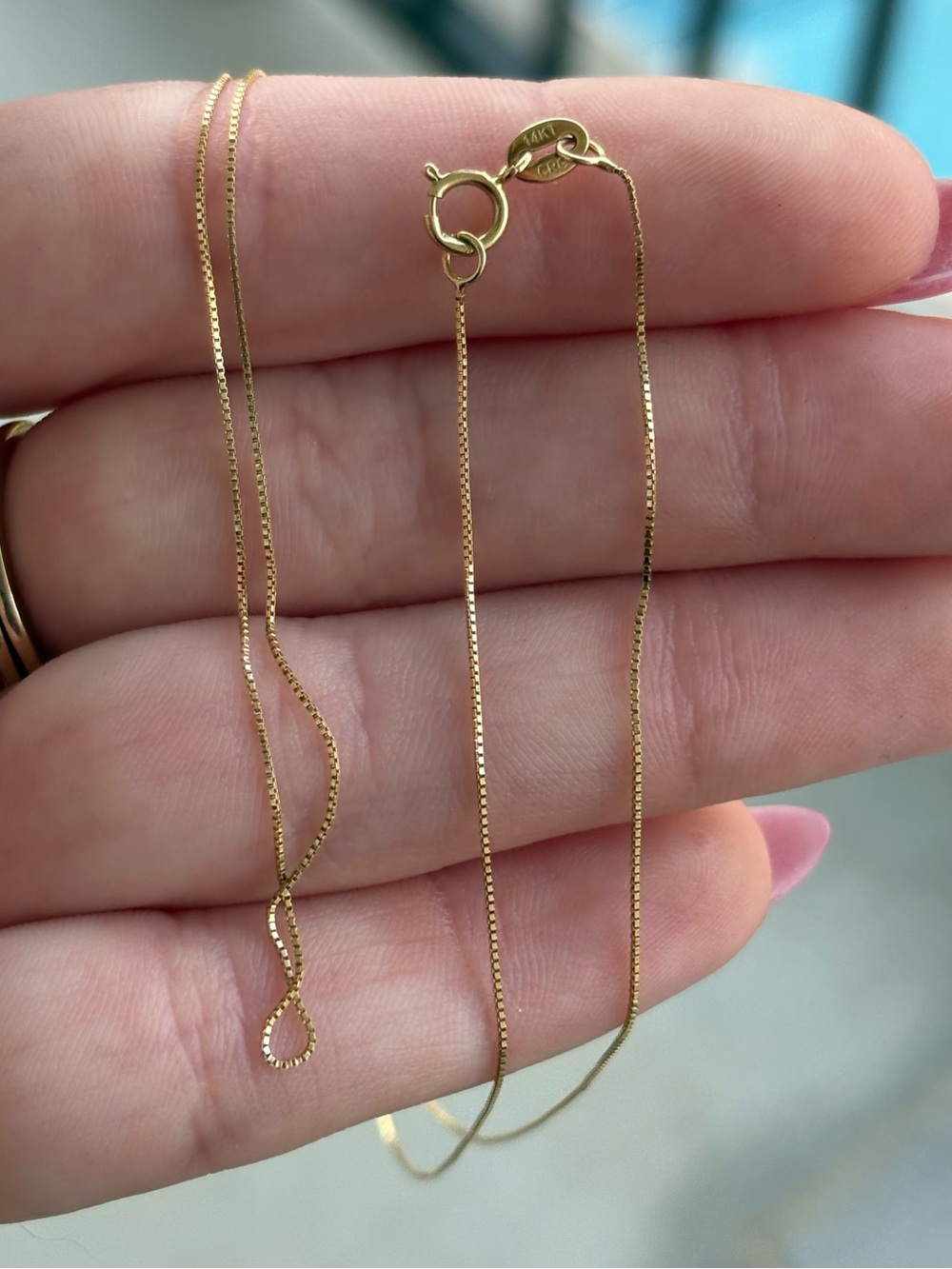 14k solid gold tiny box chain!